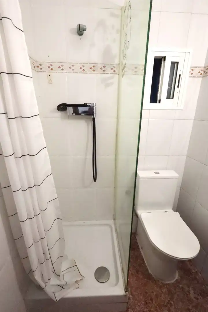 Baño de Piso en venta en Barcelona con Balcón