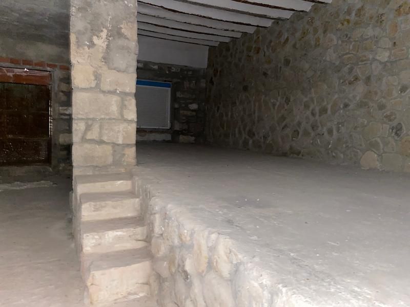 Local en venda en Begíjar amb Aire condicionat i Calefacció