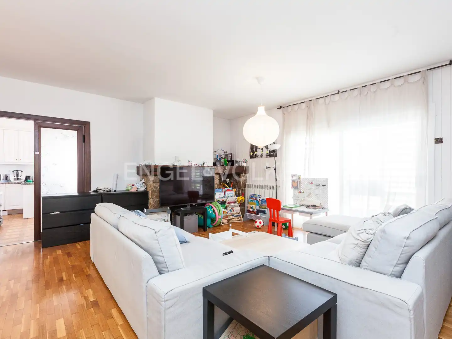 Sala de estar de Casa o chalet en venta en Mataró con Aire acondicionado, Calefacción y Jardín privado