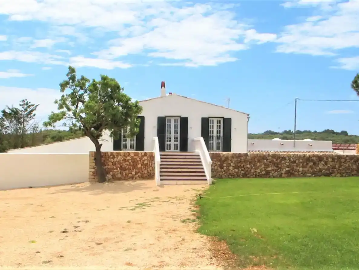 Vista exterior de Piso de alquiler en Ciutadella de Menorca con Aire acondicionado, Jardín privado y Amueblado