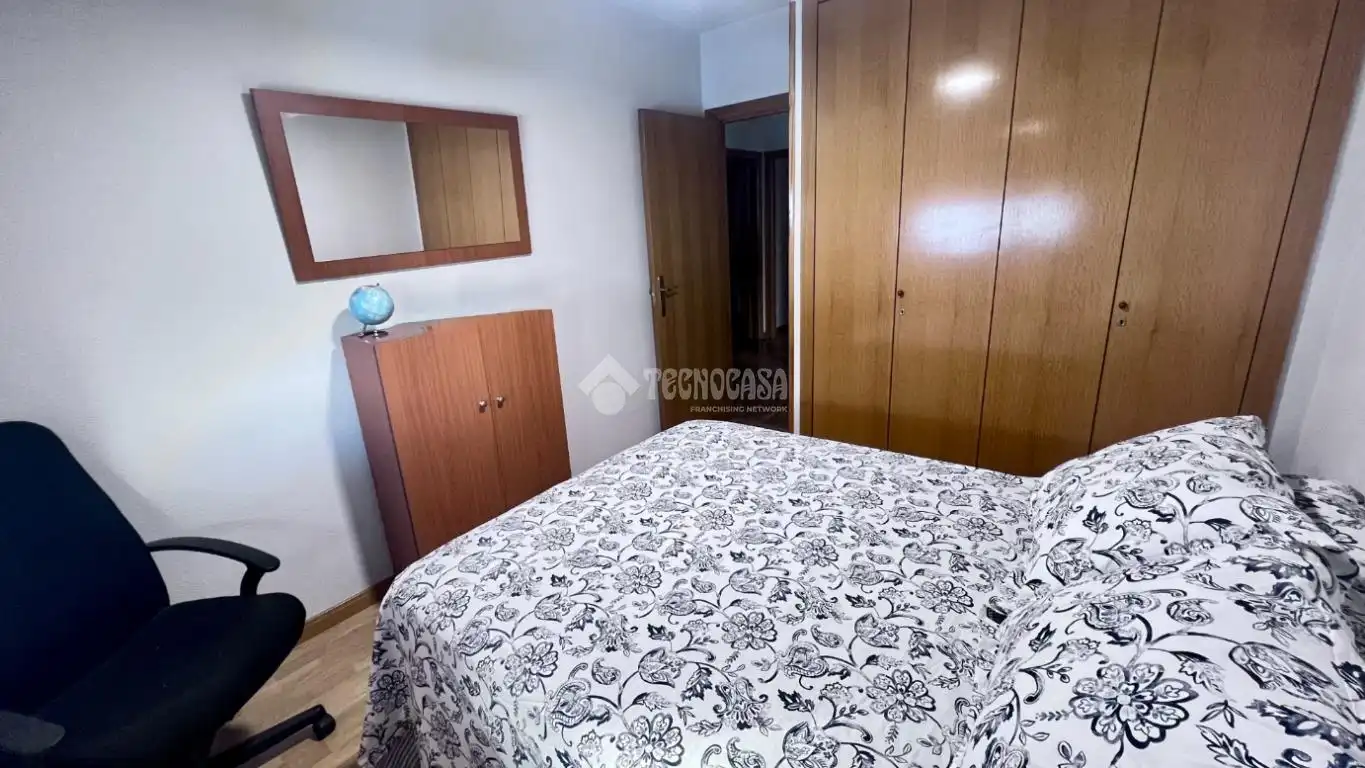 Dormitori de Pis en venda en Alcalá de Henares amb Aire condicionat, Calefacció i Terrassa