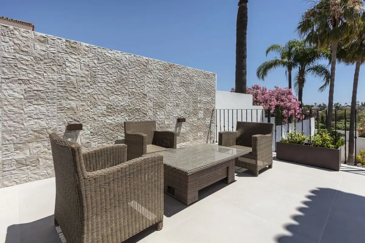 Chalet con piscina en venta en atalaya, imagen 10