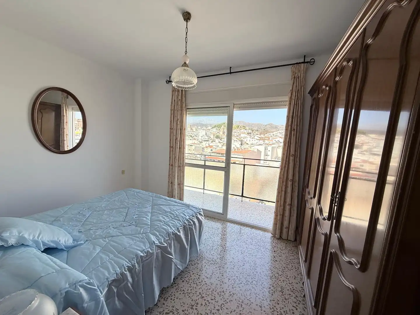 Dormitori de Pis en venda en Vélez-Málaga amb Aire condicionat i Terrassa
