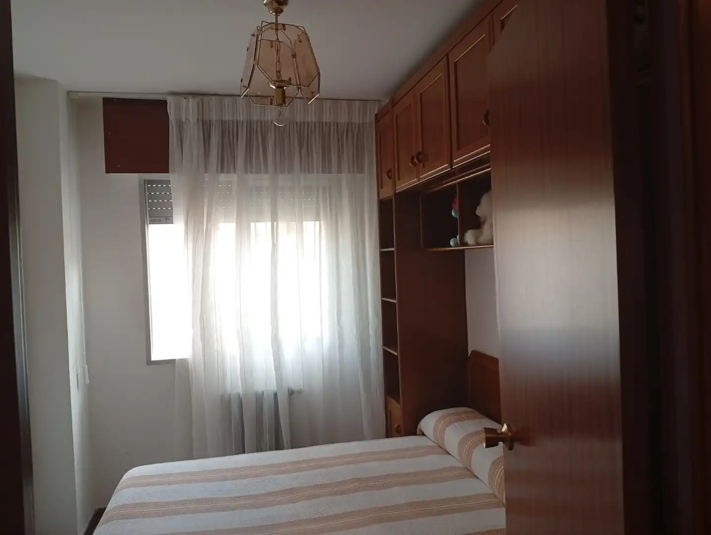 Schlafzimmer von Wohnungen zum Verkauf in Zaragoza mit Terrasse und Möbliert