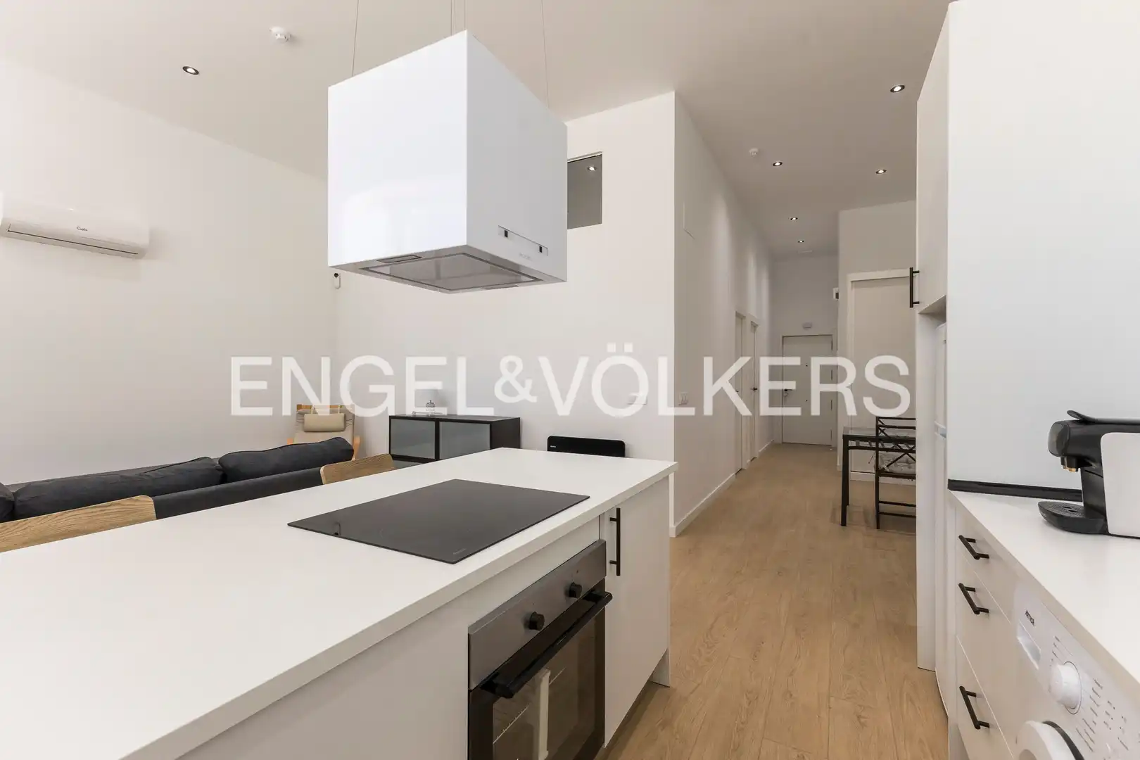 Cocina de Piso de alquiler en San Sebastián de los Reyes con Aire acondicionado y Calefacción