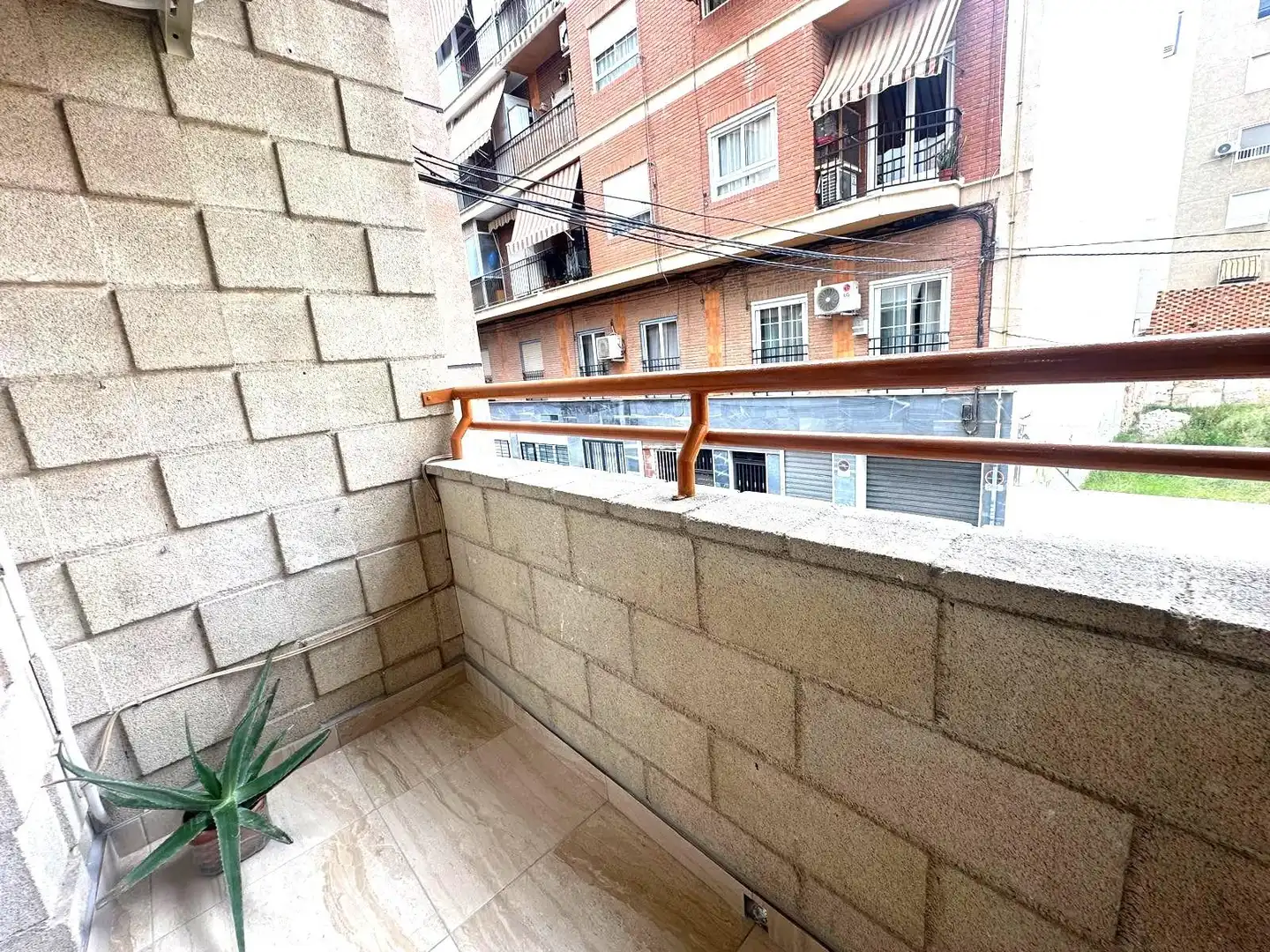 Terrassa de Pis en venda en Elche / Elx amb Aire condicionat, Moblat i Balcó