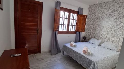 Foto 4 de Apartament en venda a Manuel de Falla, Puerto de la Duquesa, Manilva