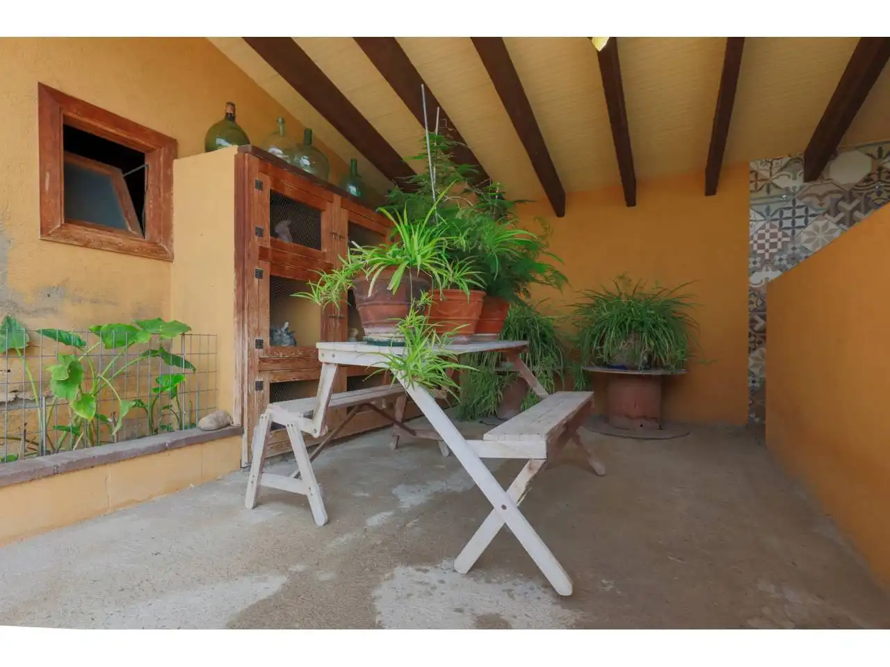 Terrace of Country homes for sale in Verges  with Air Conditioner, Private garden and Terrace