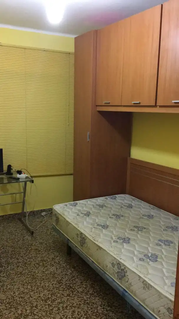 Dormitori de Pis en venda en Ponferrada amb Calefacció, Terrassa i Traster