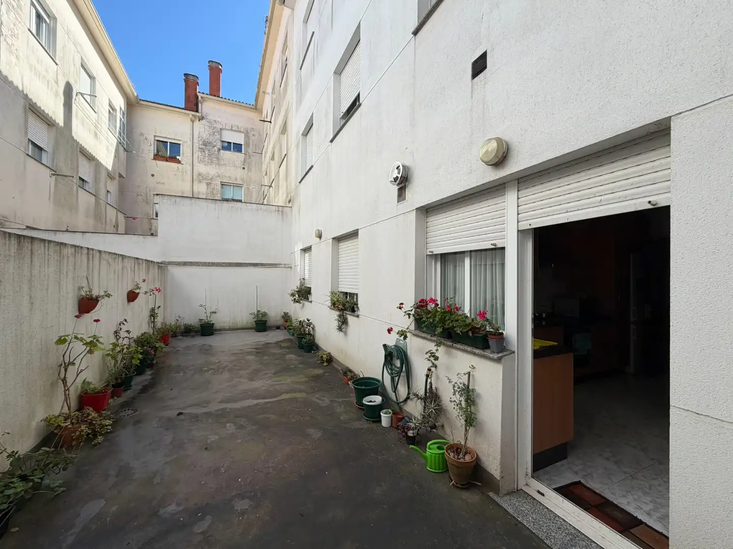 Vista exterior de Piso en venta en Rianxo con Calefacción, Terraza y Trastero