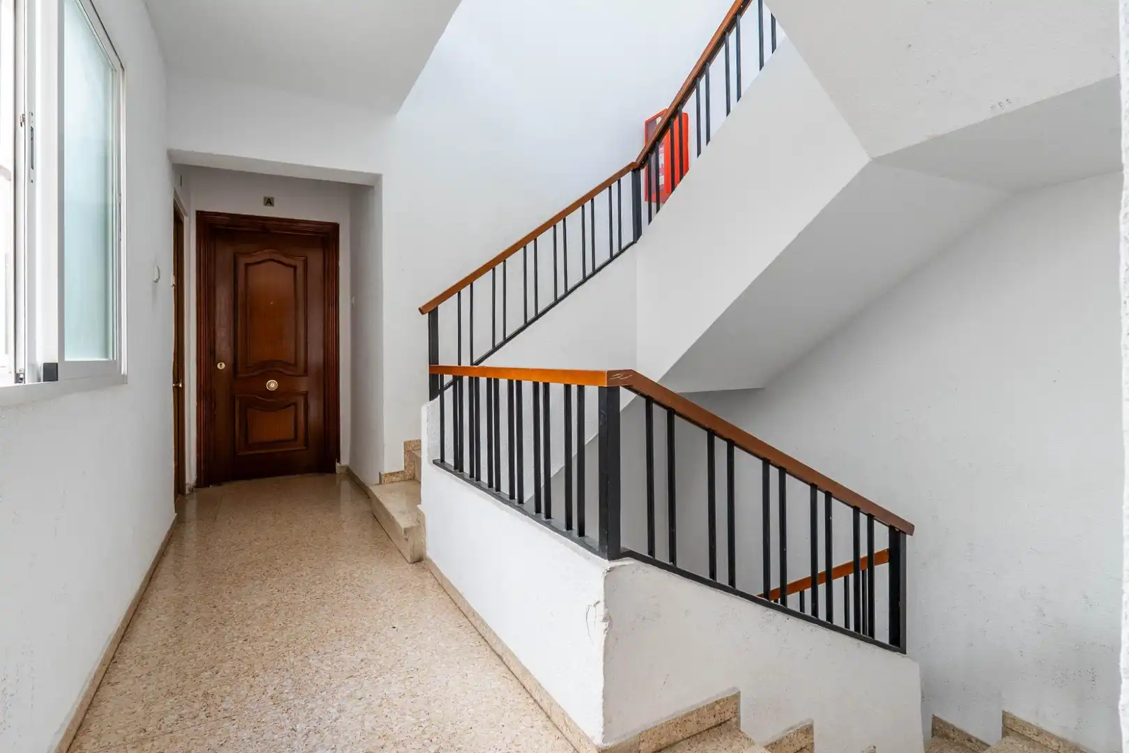 Piso en venta en Armilla con Balcón