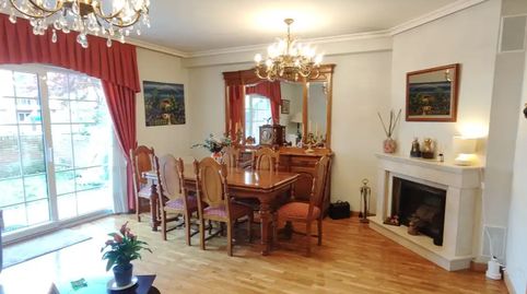 Foto 4 de Dúplex en venda a Avenida Monsacro, 6, Morcín, Asturias