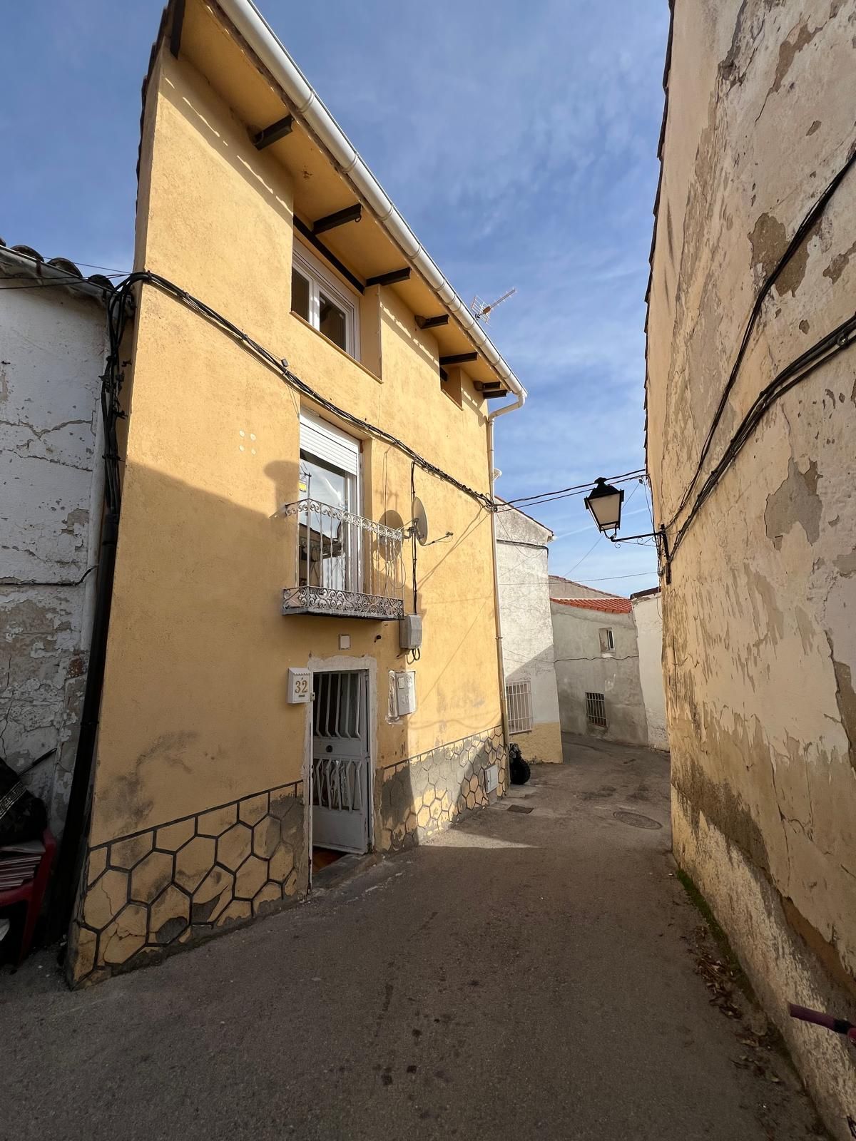 Exterior view of House or chalet for sale in Orusco de Tajuña