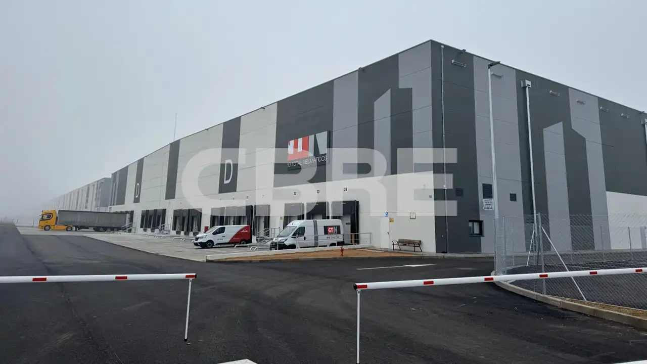 Industriegebäude mit Aufzug zur Miete in Calle Carramonte 1, imagen 3