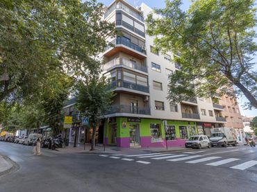 Pis amb ascensor en venda a Calle Carril del Picón 3
