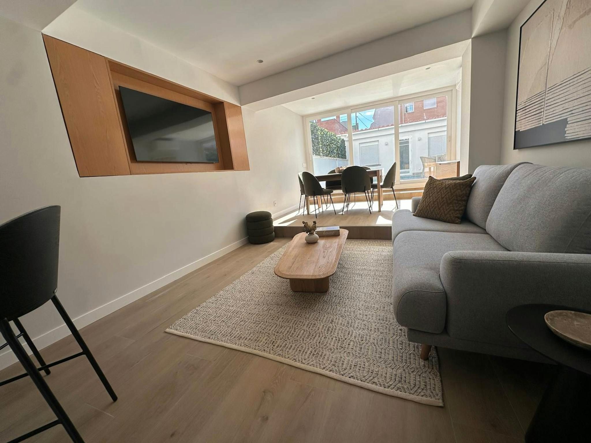 Living room of Flat to rent in  Madrid Capital  with Air Conditioner, Heating and Private garden