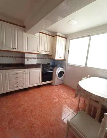 Piso en Alquiler en Calle Navarra en San Antón