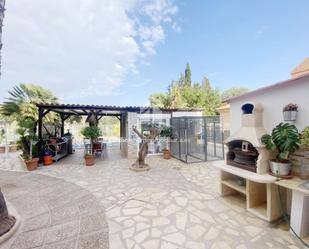 Jardí de Casa adosada en venda en Vícar amb Aire condicionat, Terrassa i Piscina