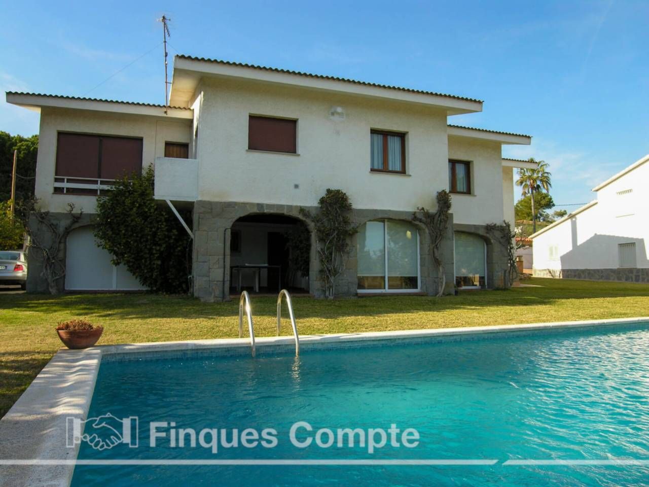 Swimming pool of House or chalet for sale in Roda de Berà  with Heating, Private garden and Terrace