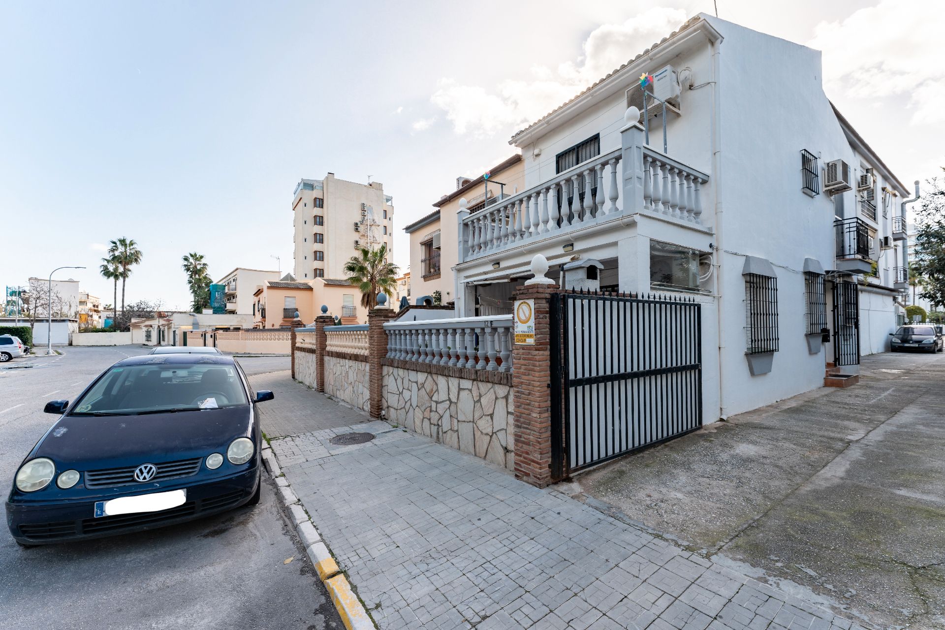 Exterior view of Single-family semi-detached for sale in Torremolinos  with Air Conditioner, Terrace and Furnished
