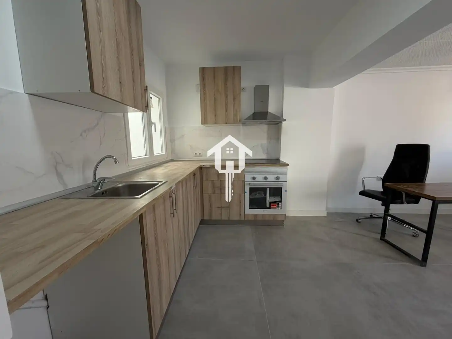 Cocina de Piso en venta en Alicante / Alacant con Balcón