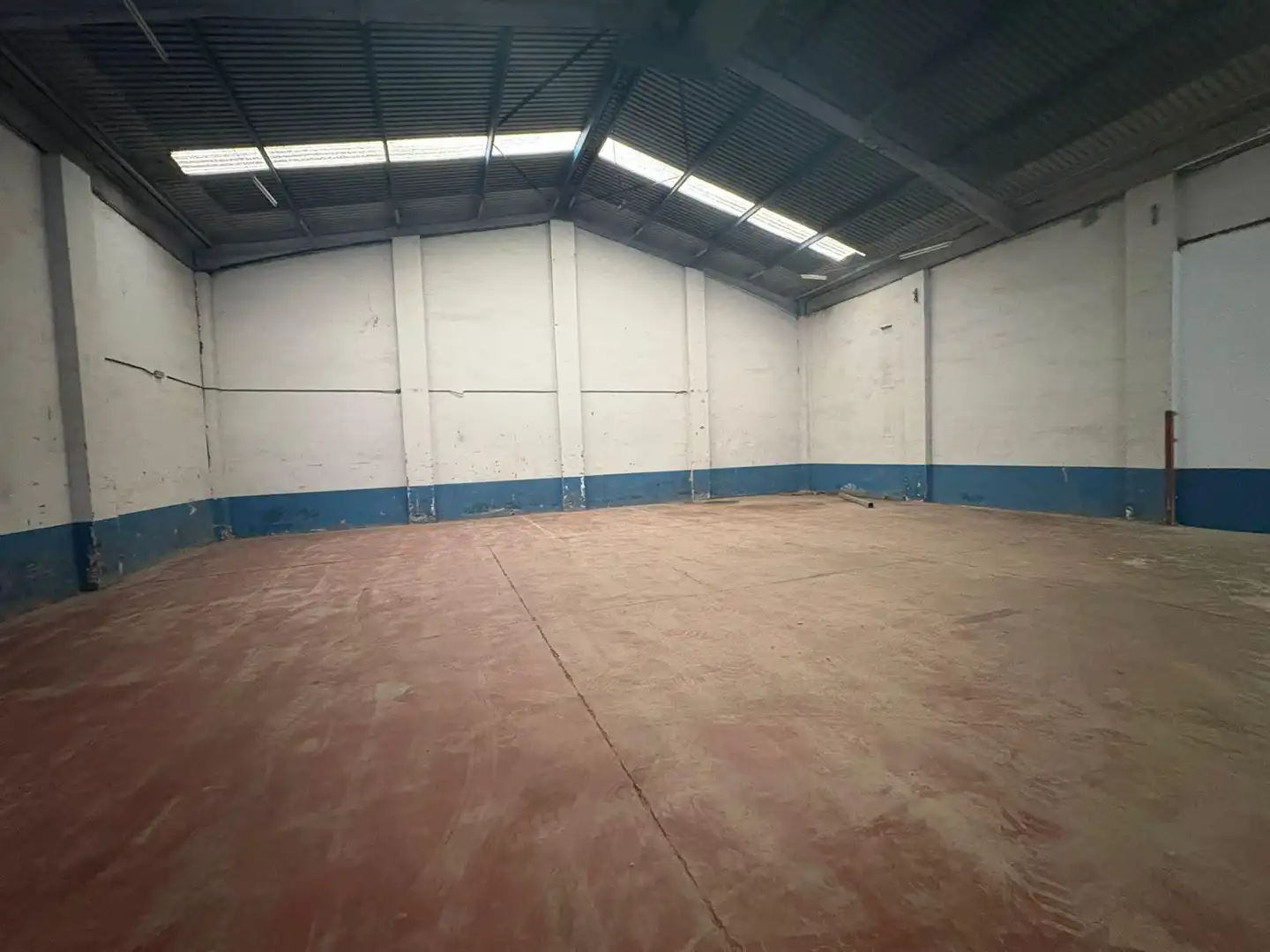 Nave industrial en venta en Sevilla