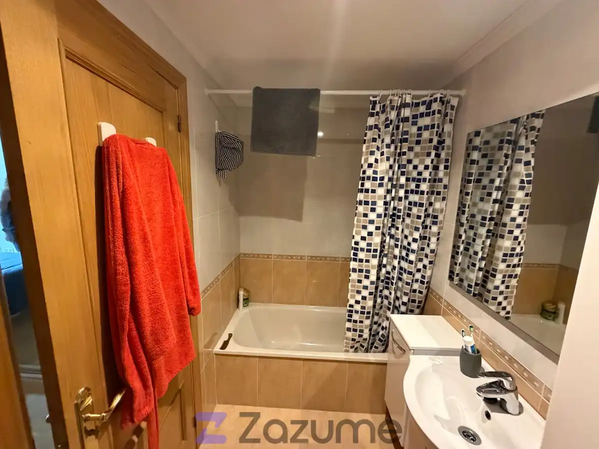 Bathroom of Flat for rent in Llanes  with Heating, Furnished and Oven