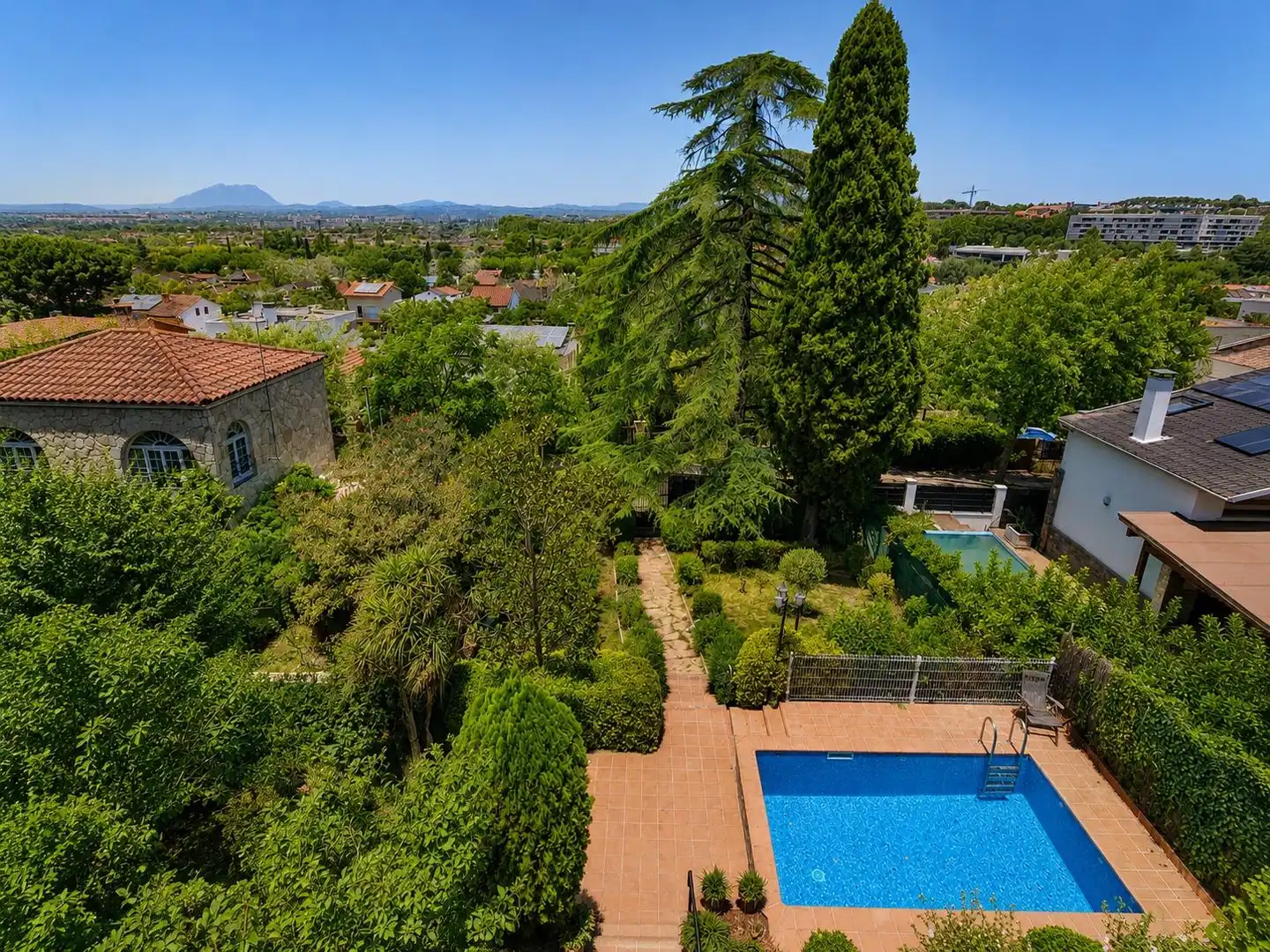 Casa con piscina en venta en Mira-sol, imagen 2