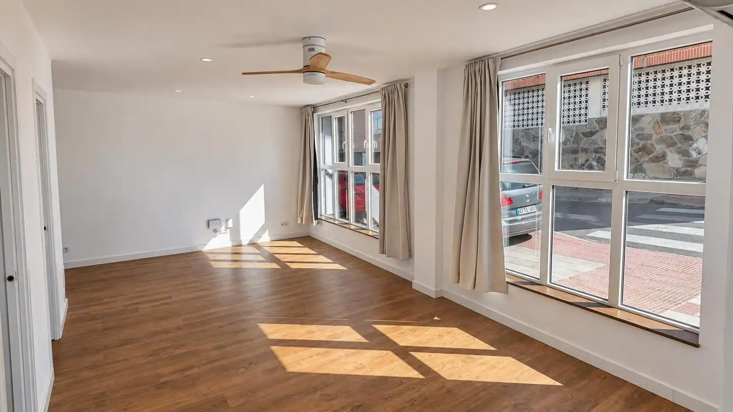 Erdgeschosswohnung zur Miete in Calle Lonja, imagen 5