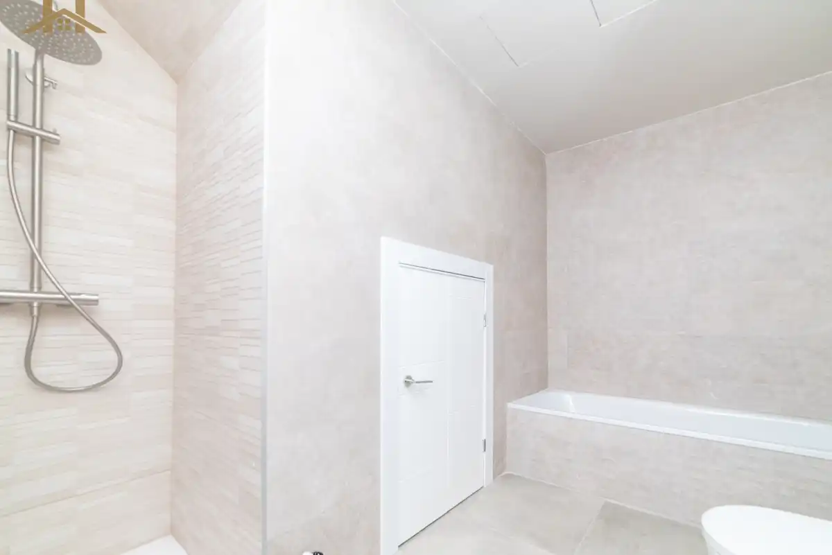 Bathroom of Houses for sale in Miraflores de la Sierra  with Heating, Private garden and Storage room