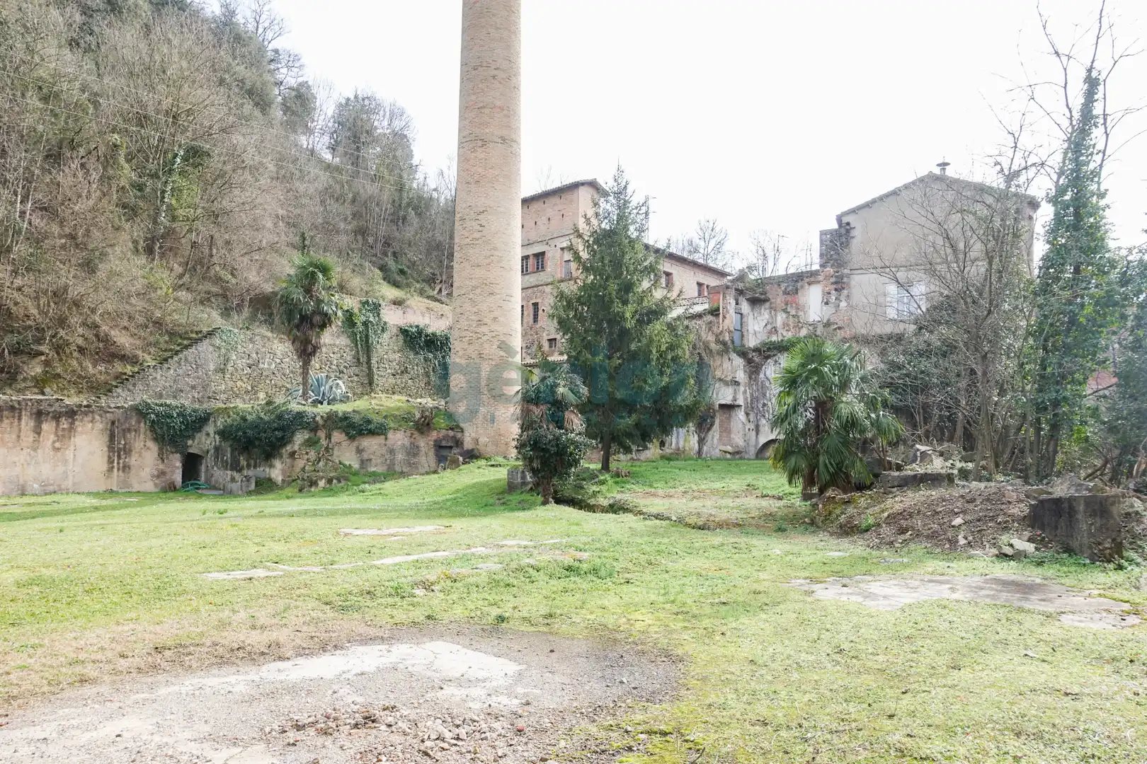 Nave industrial en venta en Sant Joan Les Fonts