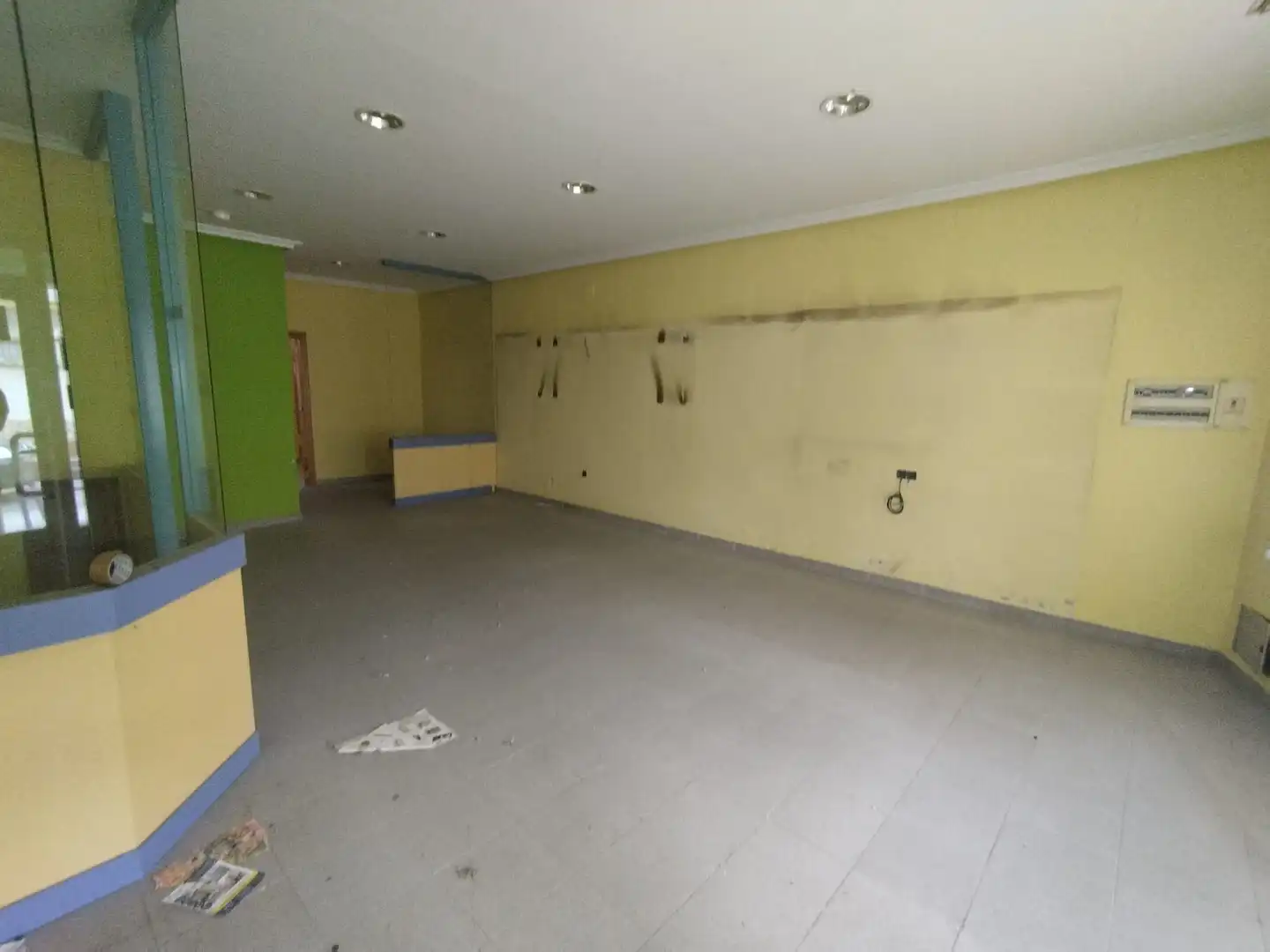 Business premises to rent in Plaza España, imagen 3
