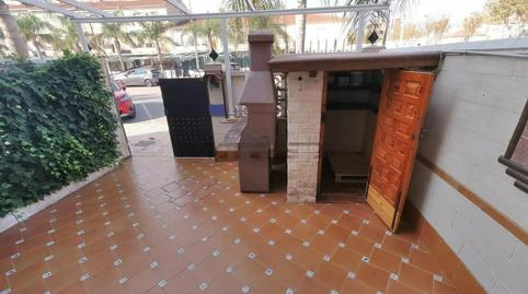 Foto 5 de Casa adosada en venta en Centro, Santa Pola