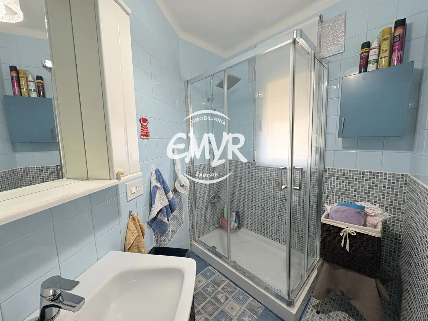 Baño de Casa adosada en venta en Fermoselle con Trastero y Balcón