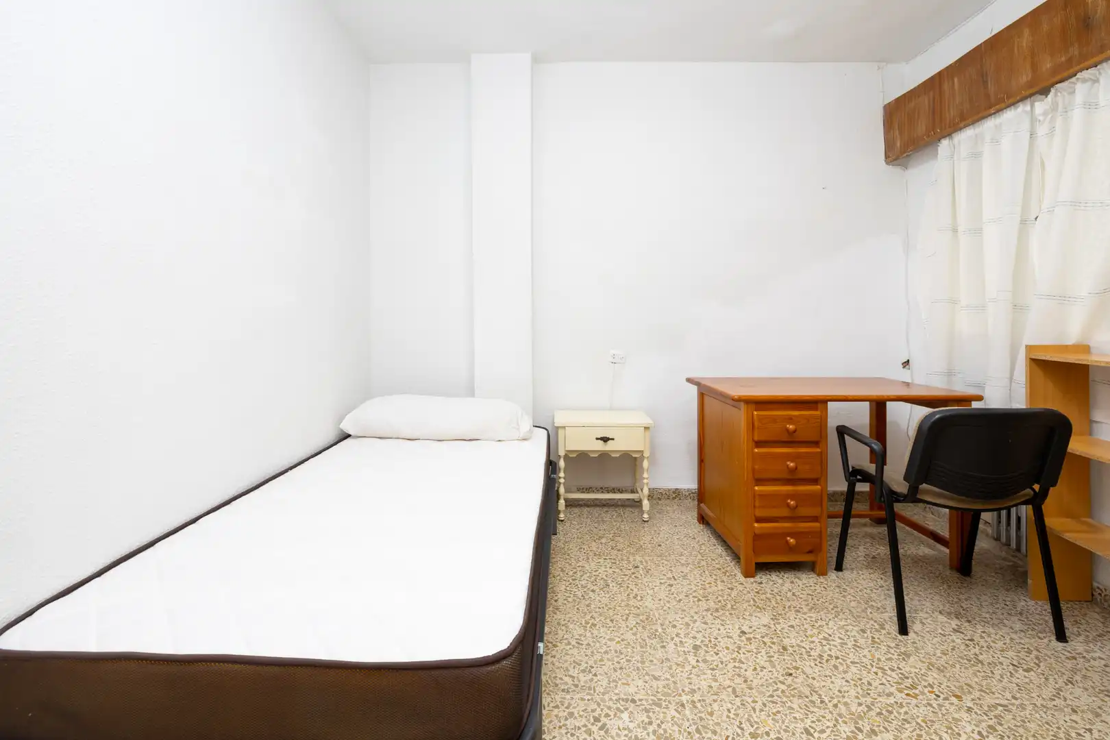 Flat for rent in Calle Emperatriz Eugenia, 13, Camino de Ronda