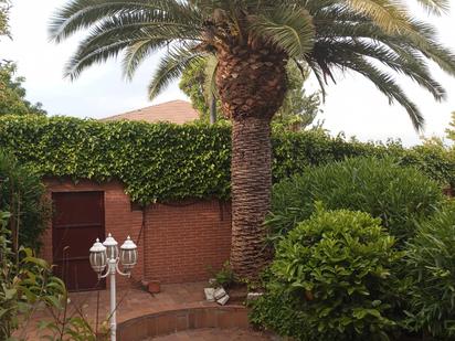 Jardí de Casa o xalet en venda en Getafe amb Aire condicionat, Calefacció i Jardí privat