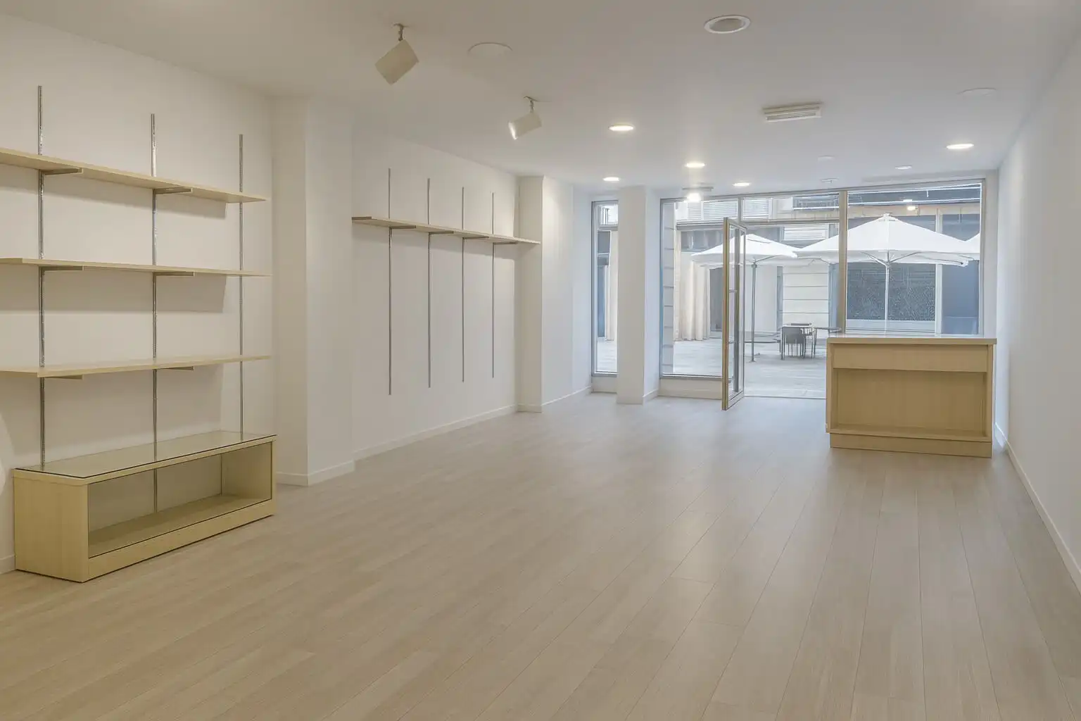 Commercial properties for rent in Plaza de la Constitución, Muriedas
