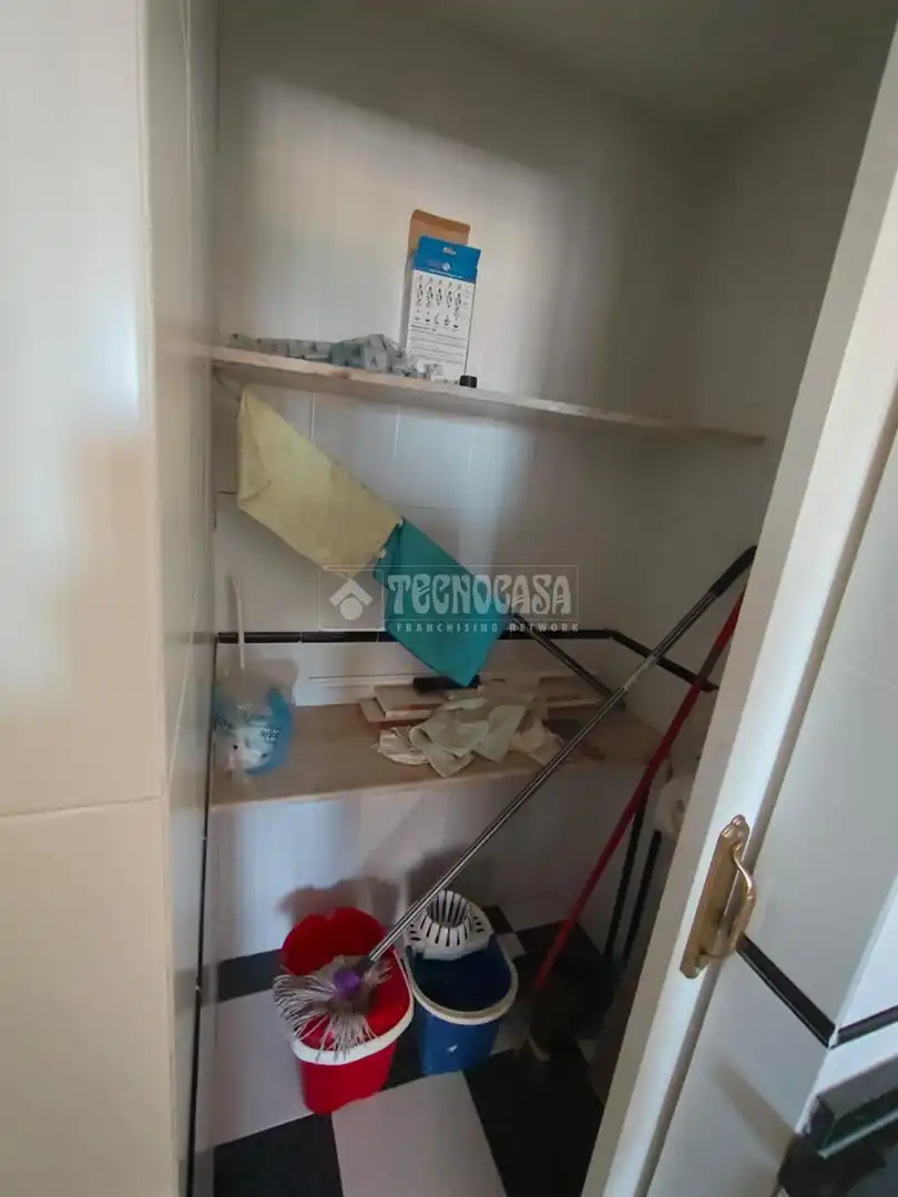 Casa adosada en venda en Mengíbar amb Piscina