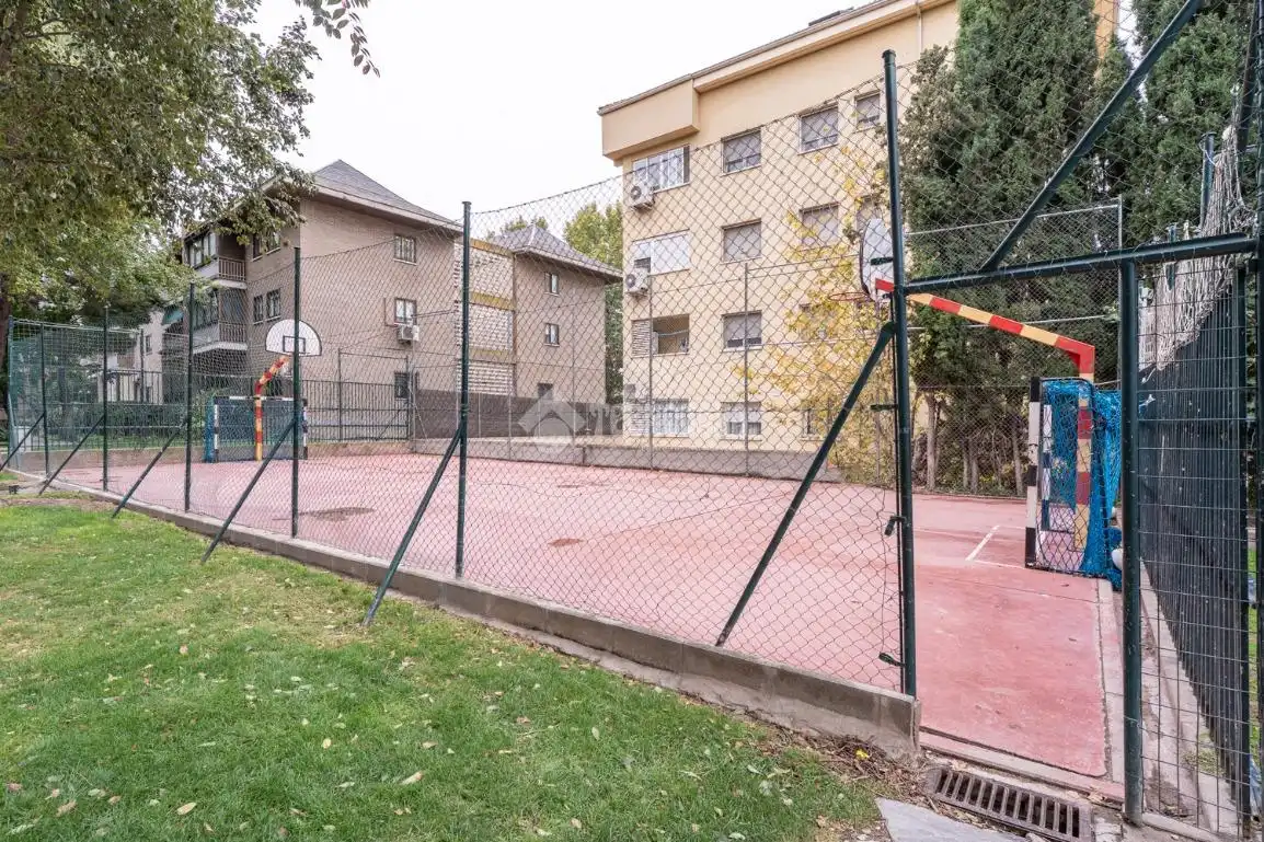 Aparcament de Pis en venda en Residencial Jarama