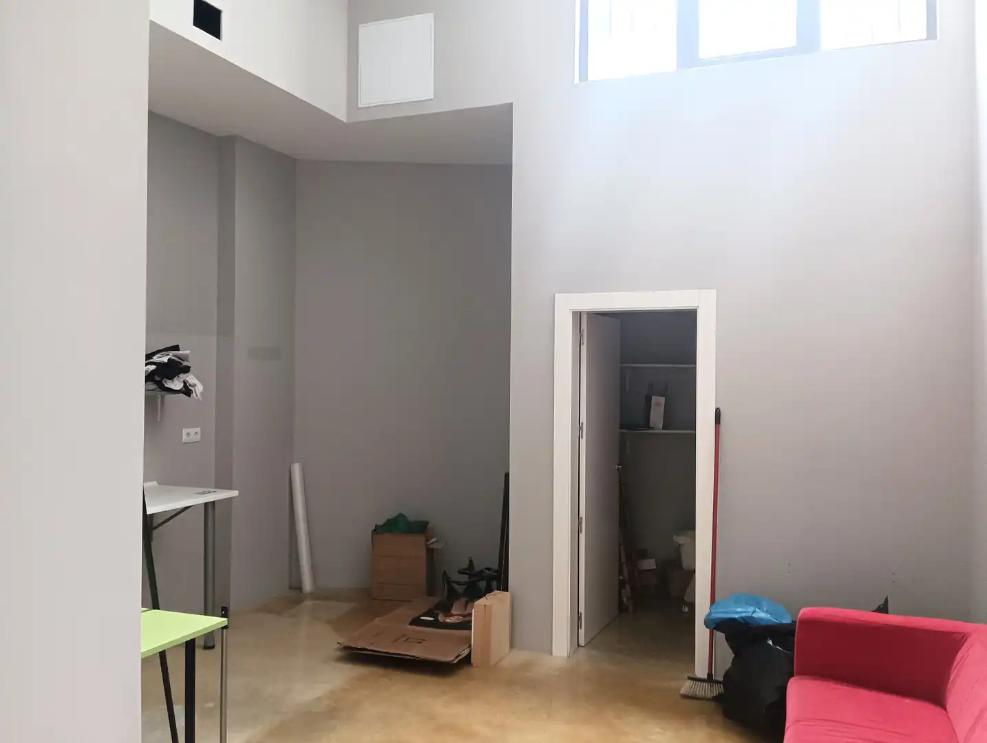 Geschaftsraum zum Verkauf in  Pamplona / Iruña