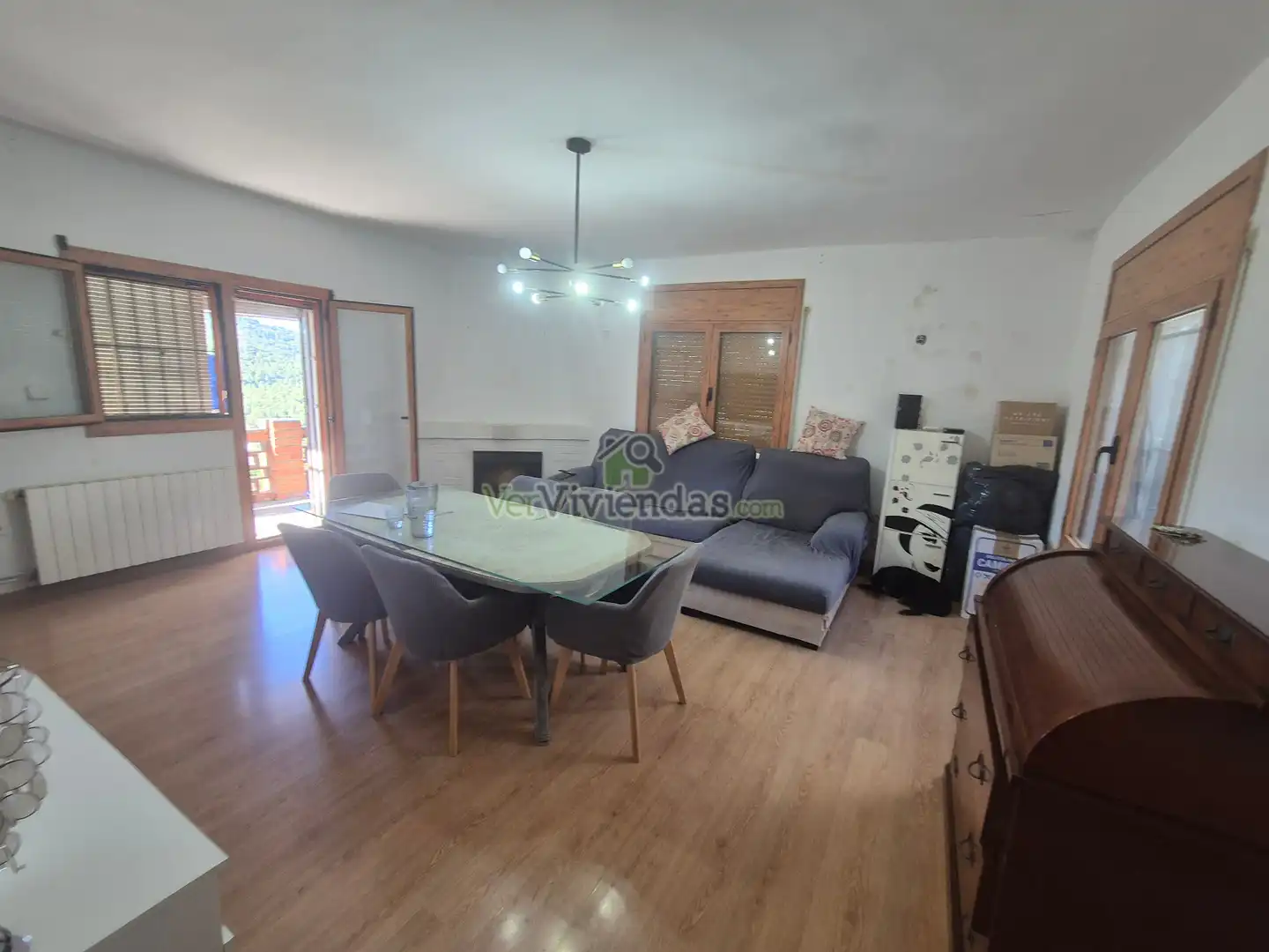Sala de estar de Casa o chalet en venta en Corbera de Llobregat con Calefacción, Jardín privado y Parquet