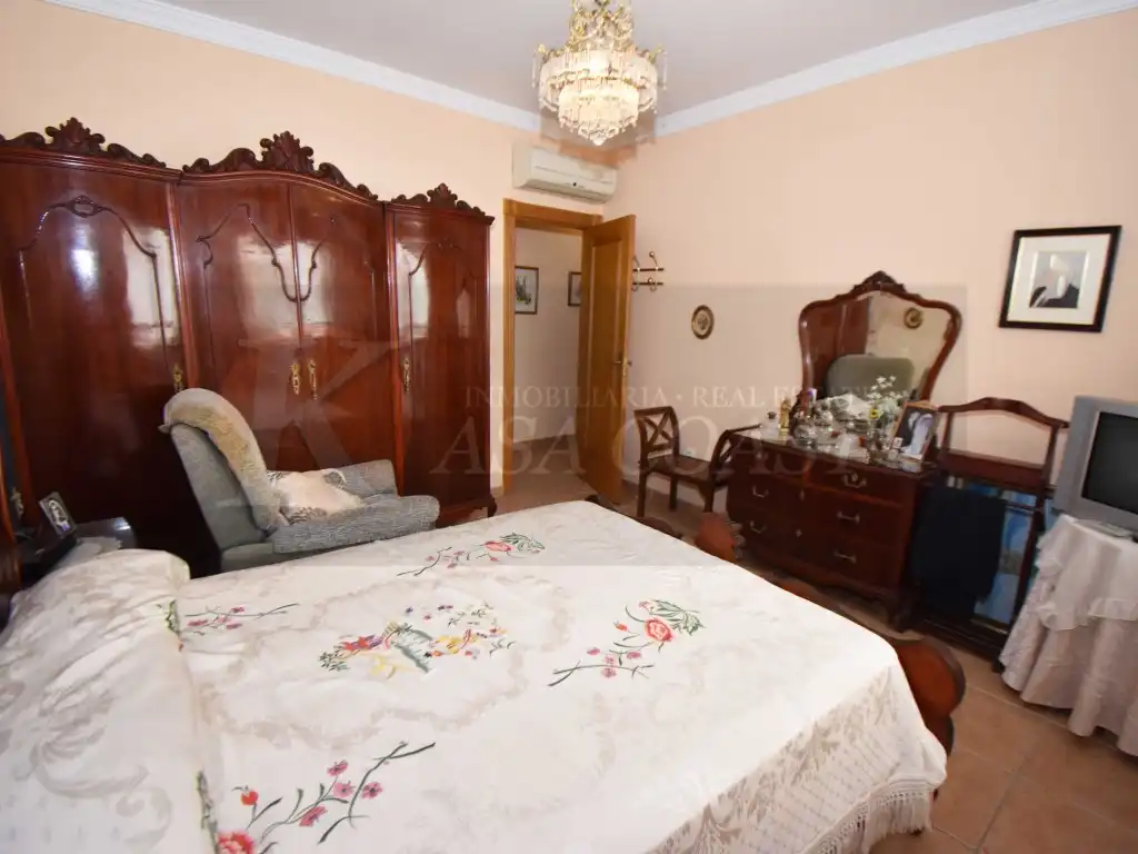 Habitación de Piso en venta en Fuengirola con Aire acondicionado y Terraza