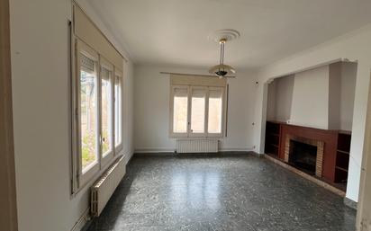 Living room of Single-family semi-detached for sale in Cassà de la Selva  with Heating and Terrace
