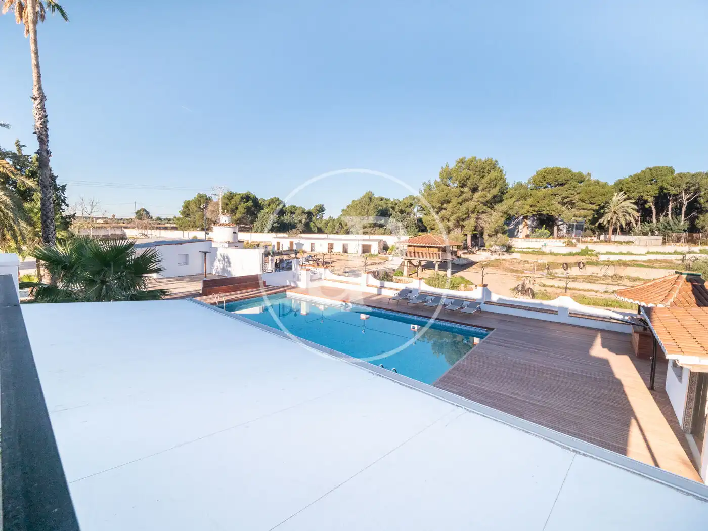 Piscina de Casa o xalet en venda en Manises amb Aire condicionat, Calefacció i Jardí privat