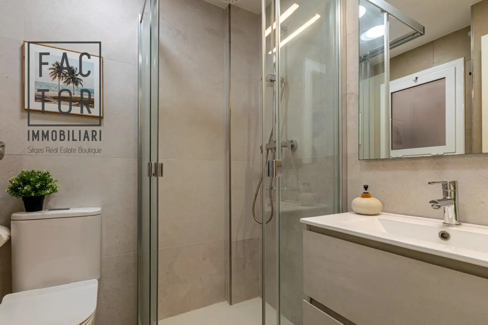 Bathroom of Flat for sale in Sitges  with Heating, Private garden and Terrace