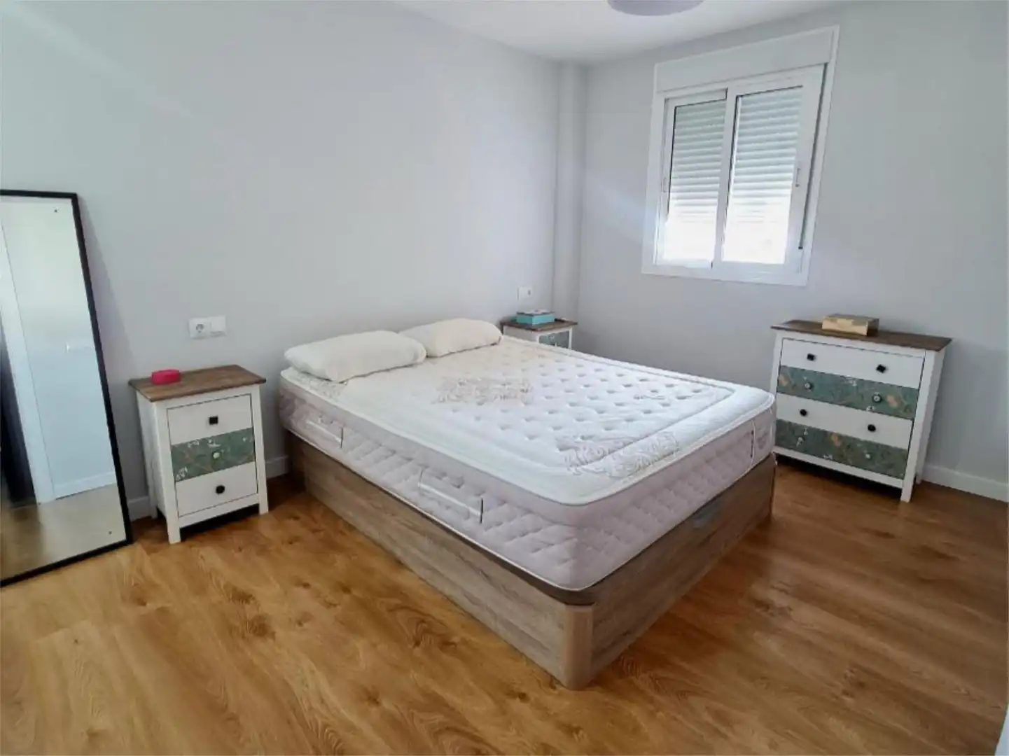 Habitación de Piso en venta en Marbella con Aire acondicionado, Terraza y Trastero