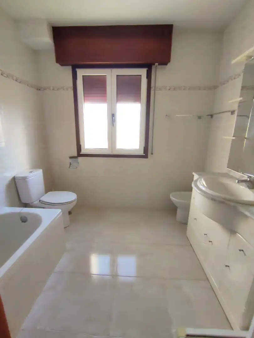 Bathroom of Houses for sale in Carballo  with Private garden, Furnished and Oven