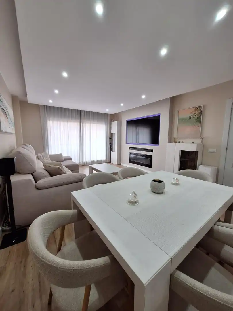 Sala de estar de Piso en venta en Castellar del Vallès con Aire acondicionado, Jardín privado y Trastero