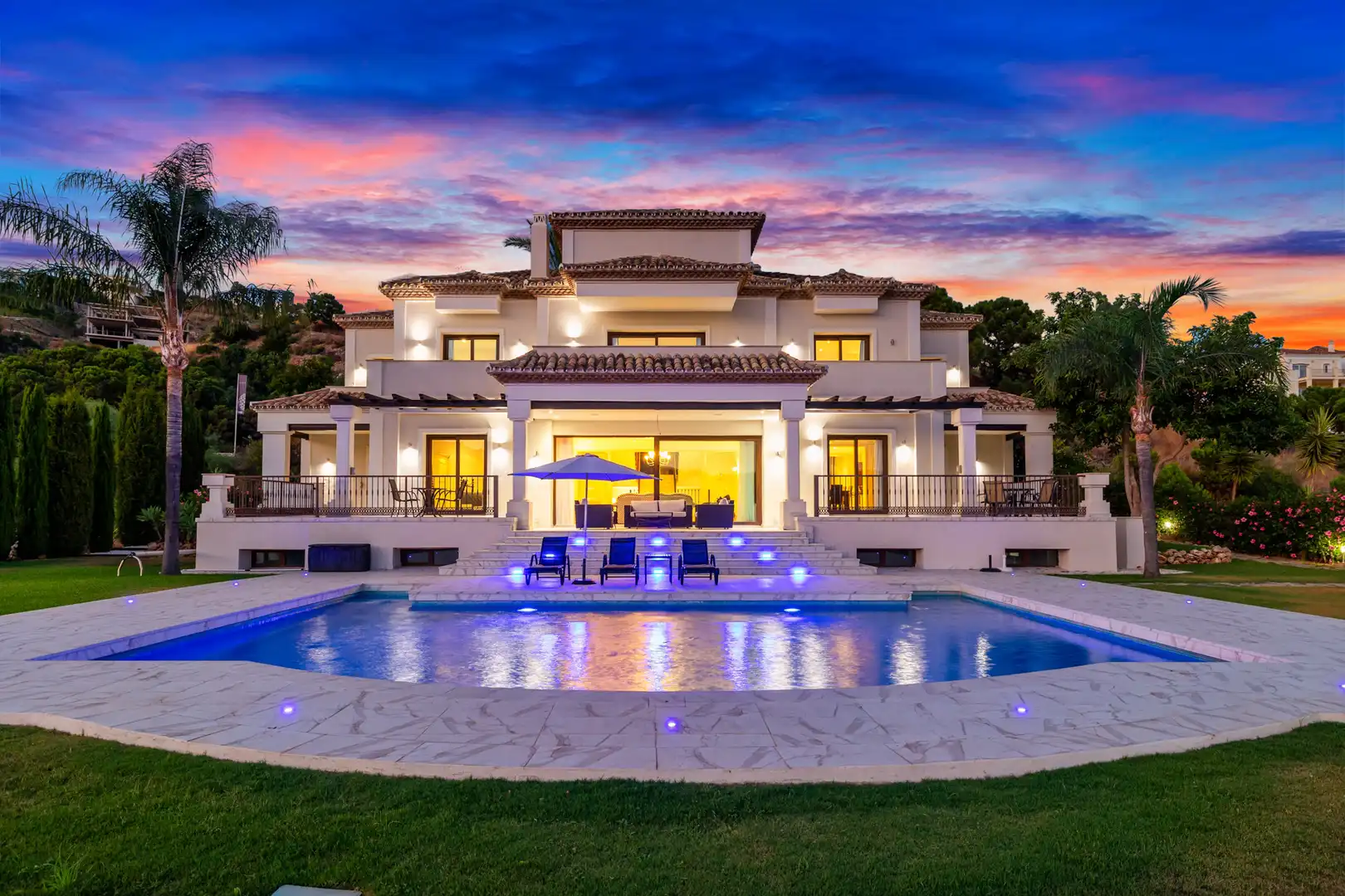 Casa con piscina in vendita a Benahavís pueblo, imagen 2