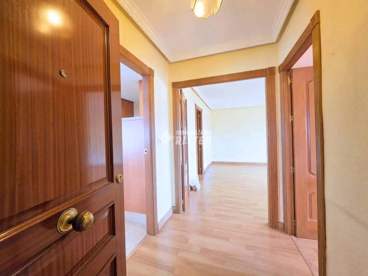 Flat with terrace for sale in Calle Ramón y Cajal 25, imagen 4